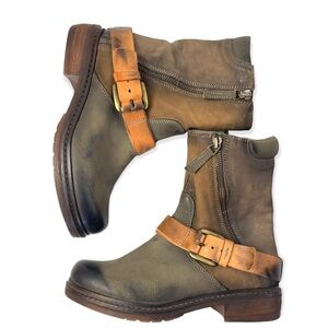 Manas Distressed Leather Boots with Buckle Size 37